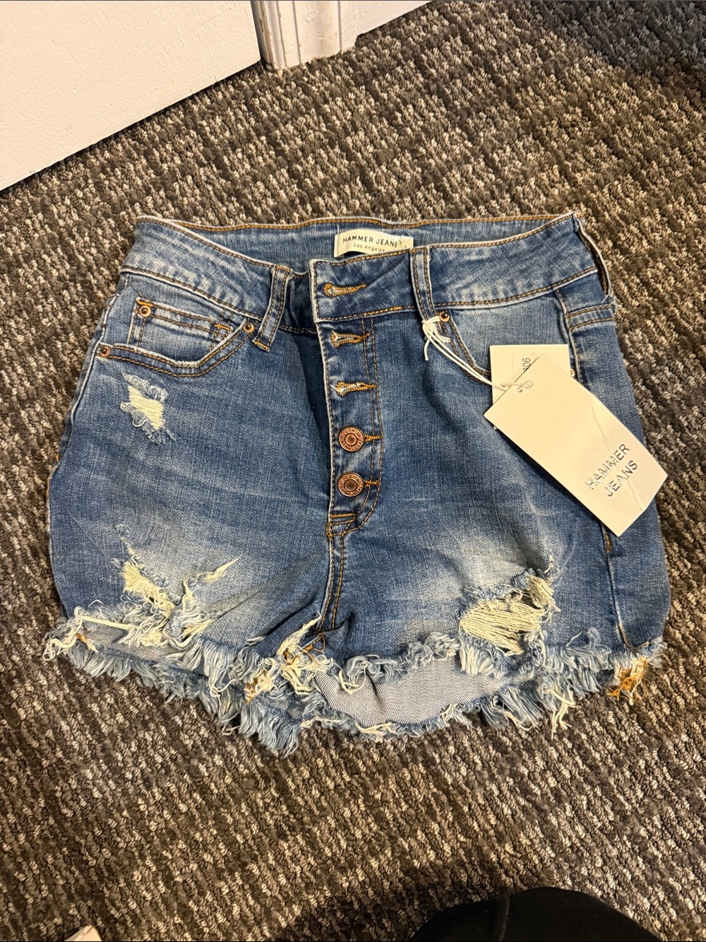 Hammer Jeans Women’s Distressed Blue Denim Shorts.size small